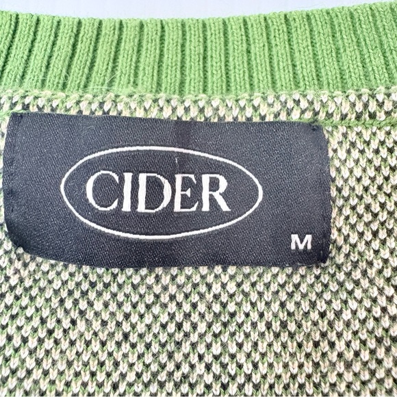 Cider Green Patterned Sweater Vest - Picture 6 of 10